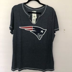 Patriots Women’s V-Neck T-Shirt 2X